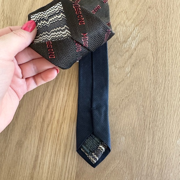 Missoni Skinny Tie - New without tags - Picture 3 of 5